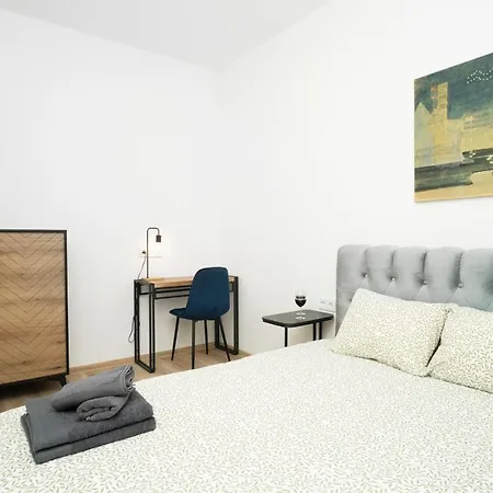 Central Station Apartment No4 Kaunas Buitenkant foto